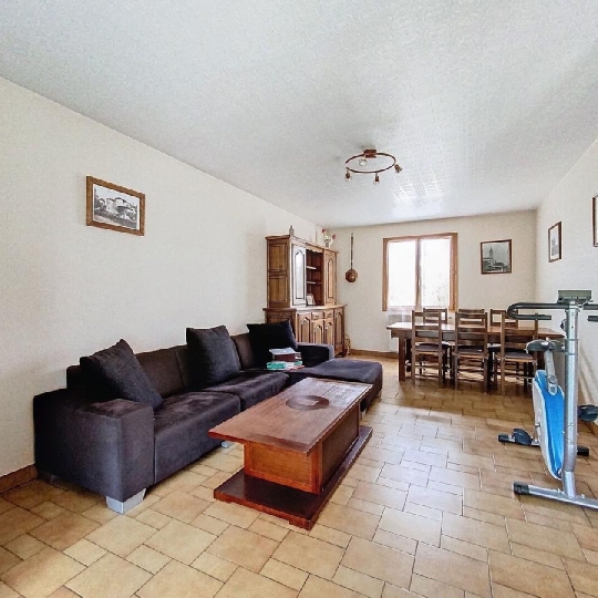  DYNAMIC IMMOBILIER : Maison / Villa | IGE (71960) | 101 m2 | 215 000 € 