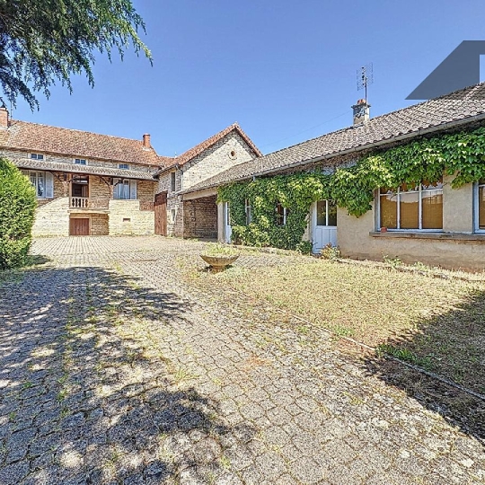 DYNAMIC IMMOBILIER : Maison / Villa | SAINT-GENGOUX-DE-SCISSE (71260) | 214.00m2 | 290 000 € DYNAMIC IMMOBILIER : Maison / Villa | SAINT-GENGOUX-DE-SCISSE (71260) | 214.00m2 | 290 000 €