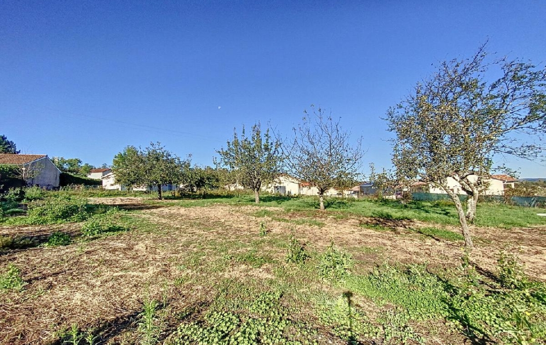 DYNAMIC IMMOBILIER : Ground | LAIZE (71870) | 1 400 m2 | 72 000 € 